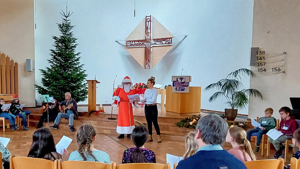 Bild: Nikolaus bei den Leselöwen