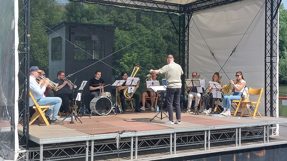 Bild: Pfingstgottesdienst AcK Heilbron an der Fährlesbühne