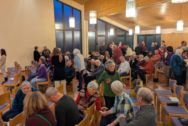 Gottesdienst Saal der Friedenskirche Frankenbach
