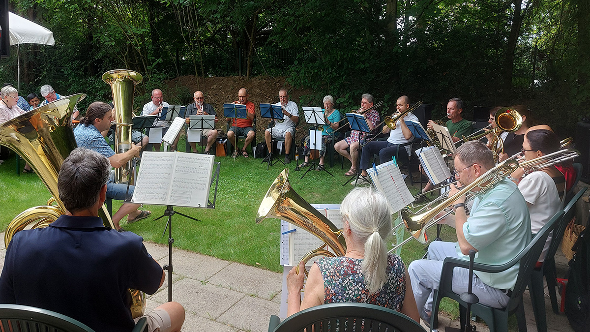 Posaunenchor beim Sommerfest
