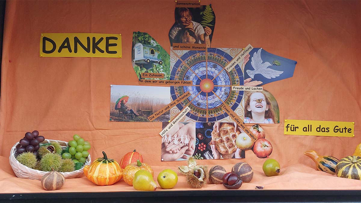 Schaukasten Leingarten zum Herbst